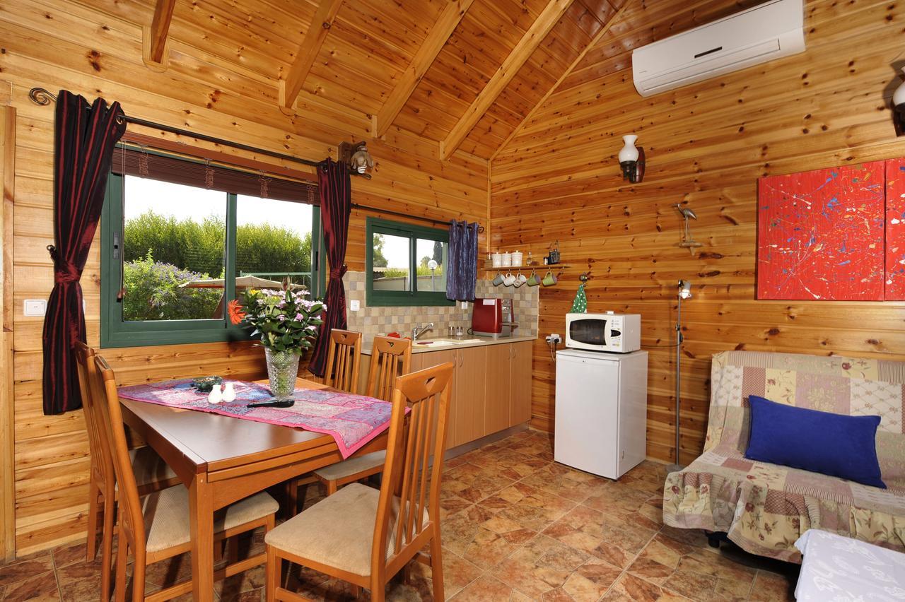 Lodge Provence In The Valley Kefar Barukh